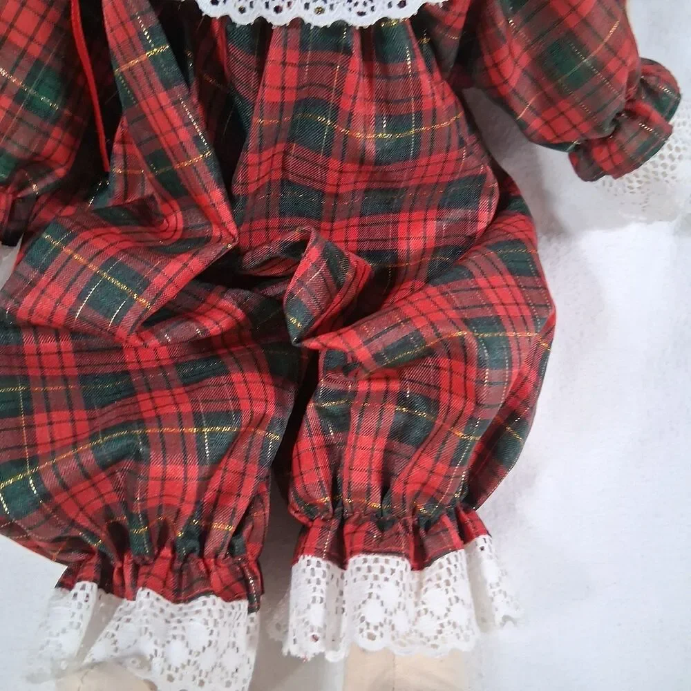 Vtg Christmas Bunny Rabbit Cloth Girl Doll Bunnies Holiday Decor 17